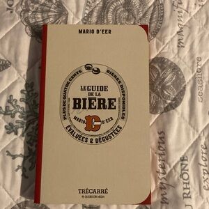 Le Guide de la Bière Book